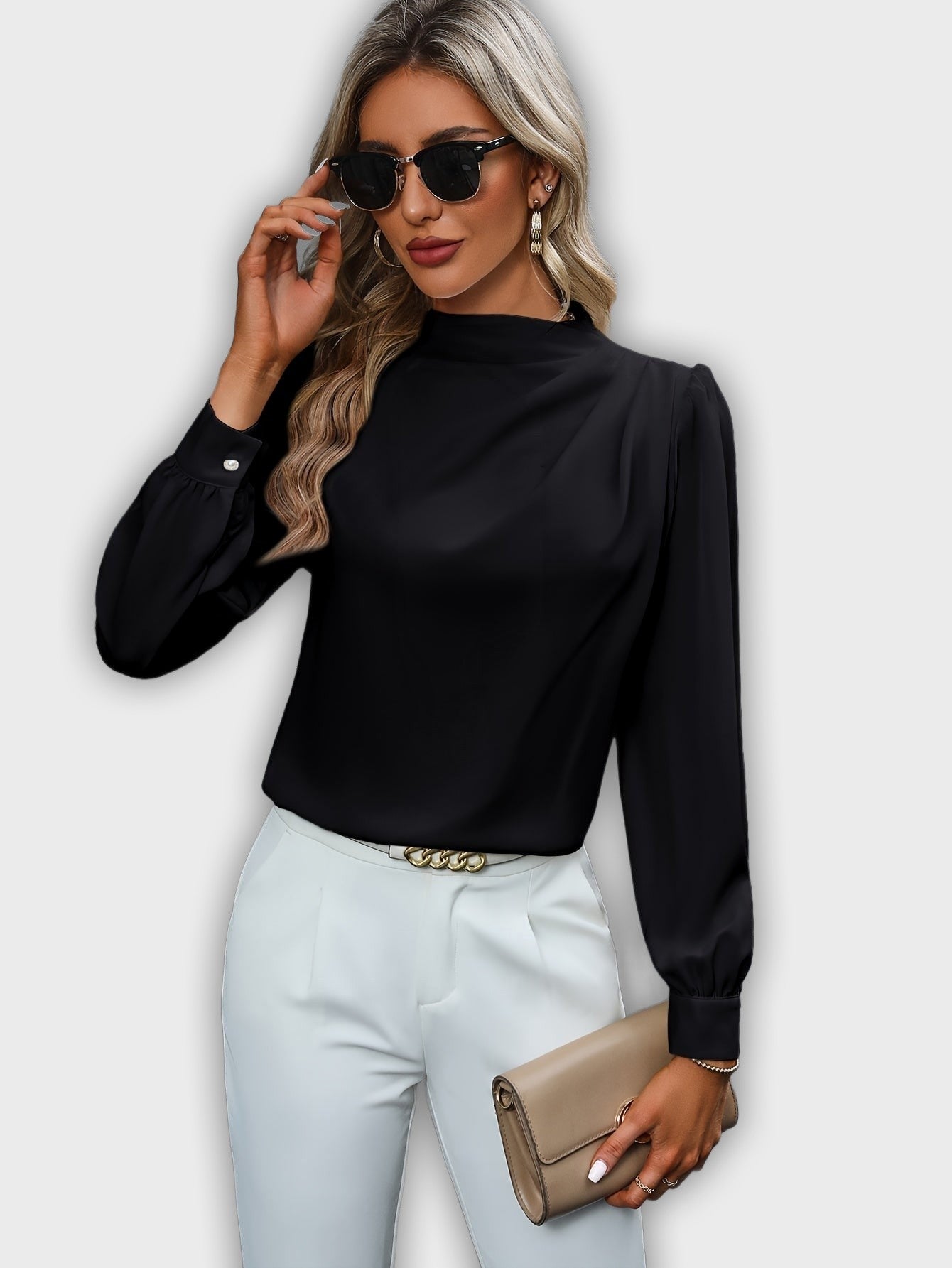 חולצה אלגנטית עם צווארון גבוה