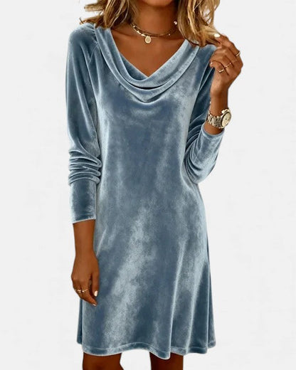 סלסט | שמלת קטיפה רחבה