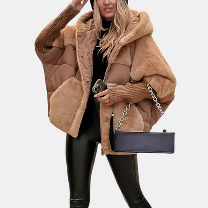 מעיל פוך גדול עם כובע ופאצ'ים