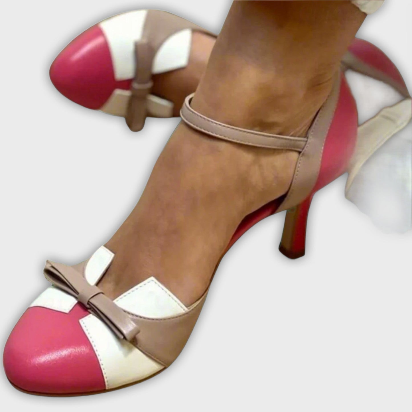 סנדלים אורטופדיים לקלות יומיומית.