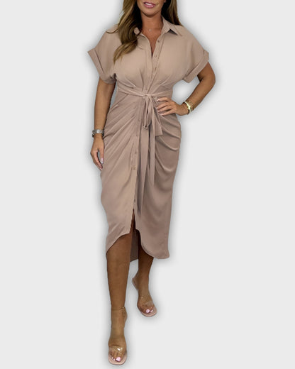 שמלת קתרין אלגנטית עם קו מותן מקופל