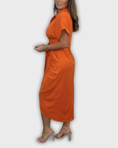 שמלת קתרין אלגנטית עם קו מותן מקופל