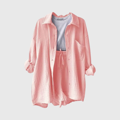 סט בד קיץ עם חולצה ומכנסיים קצרים