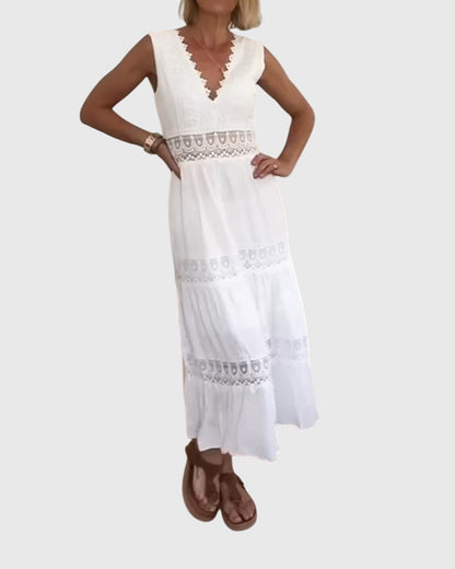 שמלות תחרה עם מחשוף בצורת V (כמעט אזל מהמלאי)