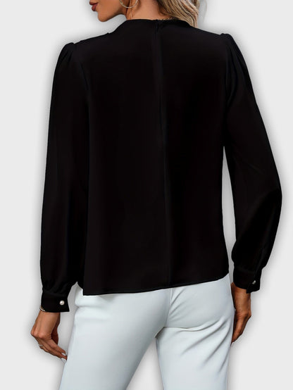חולצה אלגנטית עם צווארון גבוה