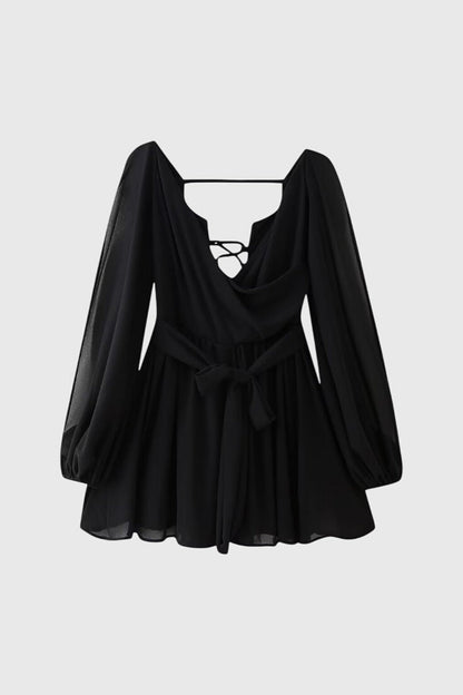 שמלות מיני עם צווארון V ושרוולים קלים