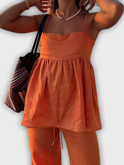 סט קיץ דו-חלקי עם טופ ומכנסיים רחבים - מראה אלגנטי ונינוח