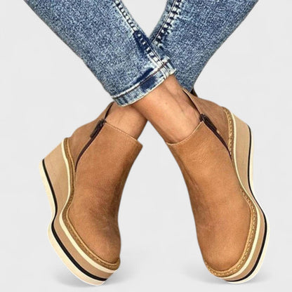 סולבינה | נעלי מים אלגנטיות