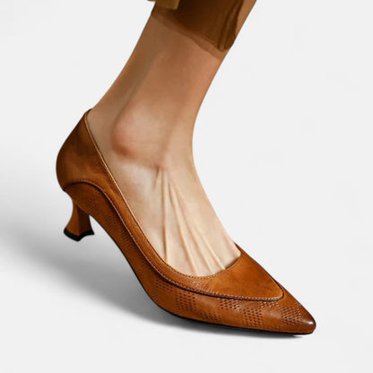 נעלי עקב עור אמרה