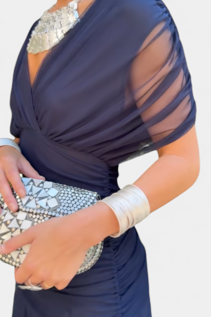 אלונדרה שמלה ארוכה עם הדפס פרחוני פנטזיה וצווארון בצורת V