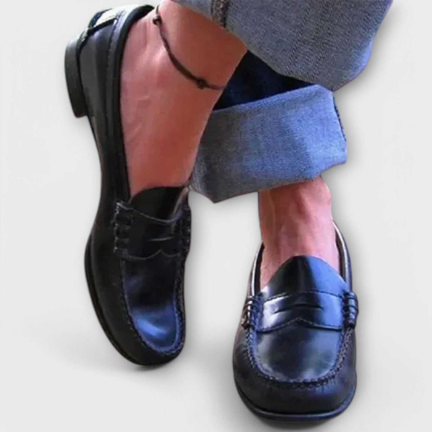 מגפי לואפר לנשים - קלאסיים ואלגנטיים