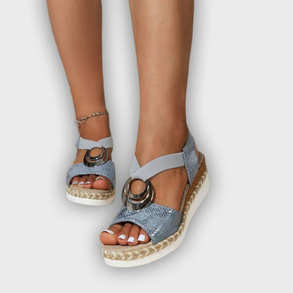 סנדלים אורטופדיים להליכה נוחה עם תמיכה מושלמת