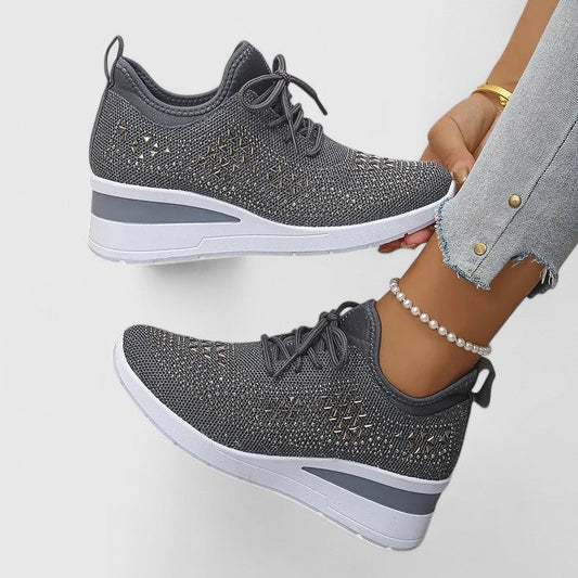 דניבירה | נעליים אורטופדיות