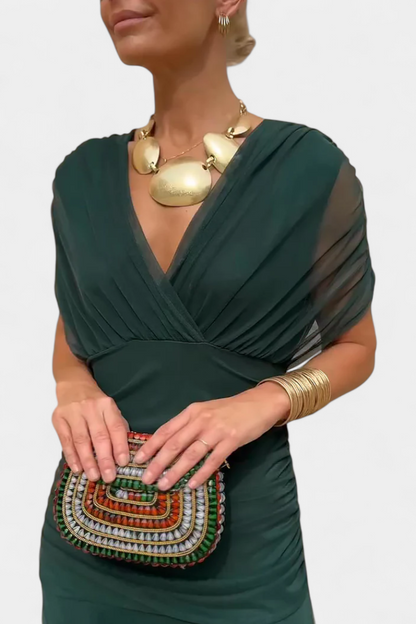 אלונדרה שמלה ארוכה עם הדפס פרחים פנטזי ומחשוף בצורת V