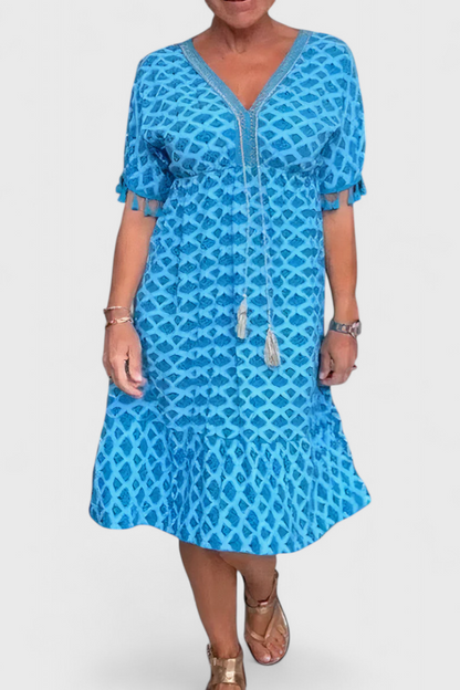 שמלות קירה בוהו שיק עם הדפסים גיאומטריים