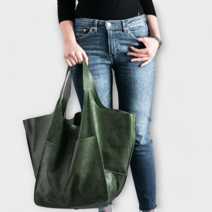 Spacious Weekend Tote Bag
