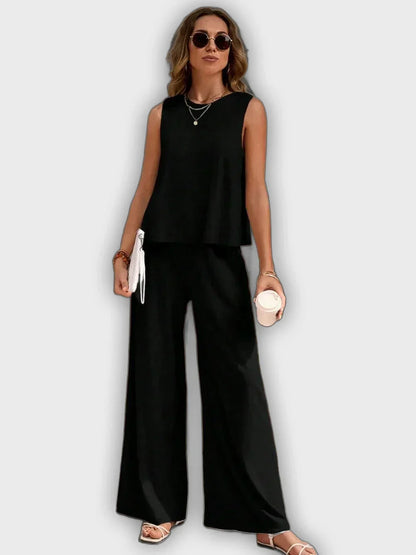 סט נעים דו חלקי לנשים - חולצה ומכנסיים לקיץ